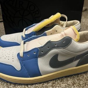 Jordan 1 low Tokyo deadstock